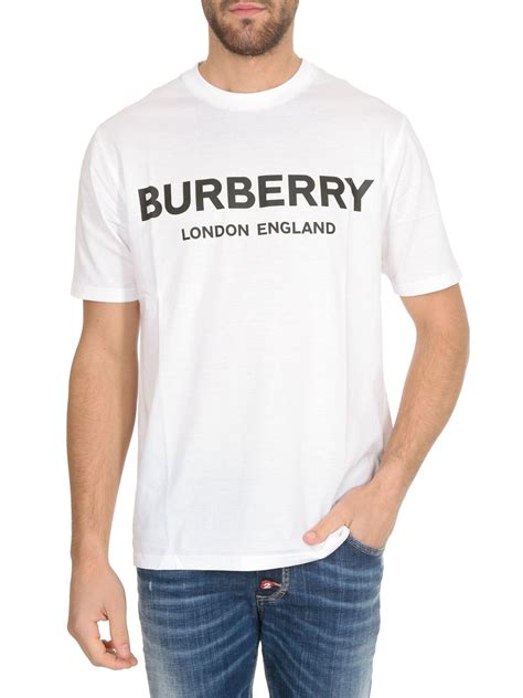 Burberry t shirt original price